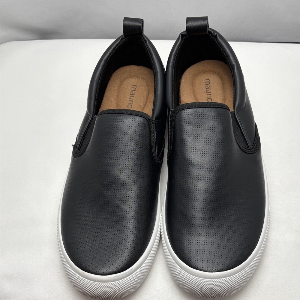 Maurices Women’s Black and White Slip-On Loafers - Picture 8 of 8